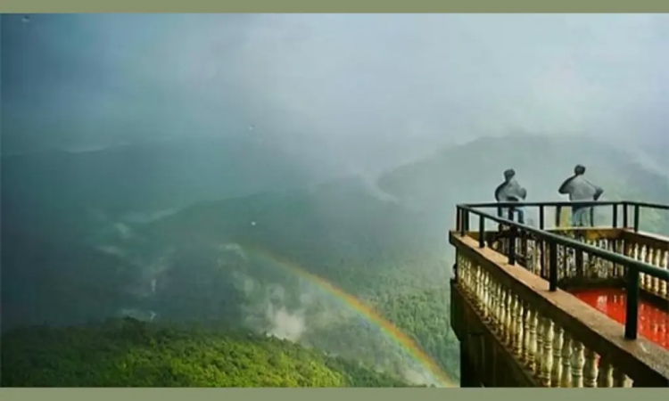 Bisle Ghat Viewpoint (60 km)
