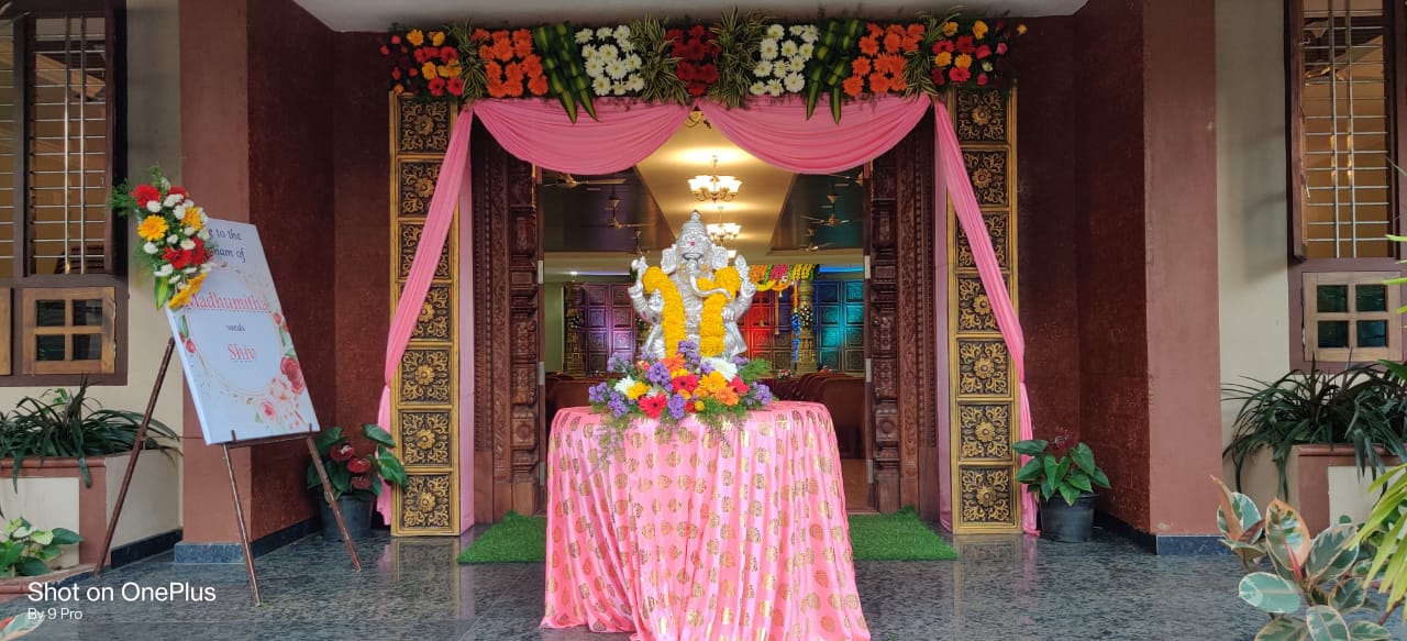 Lobby area at Hotel Parijatha Inn Dharmasthala