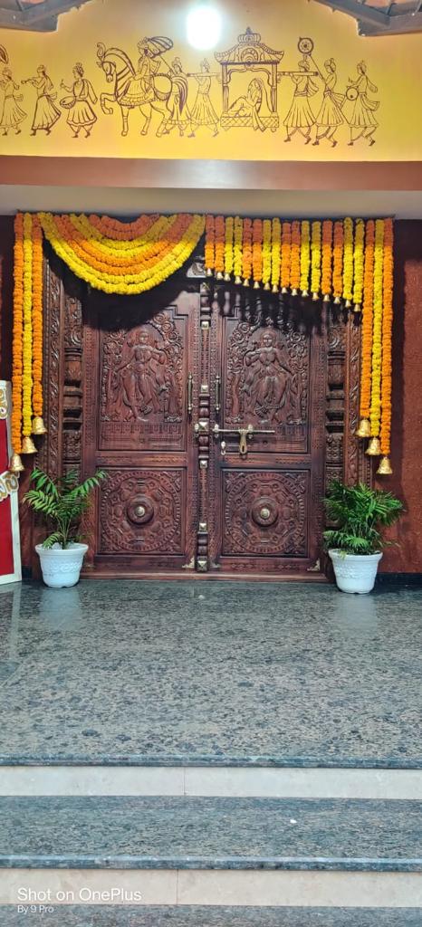 Hotel Parijatha Inn Dharmasthala — room with modern amenities